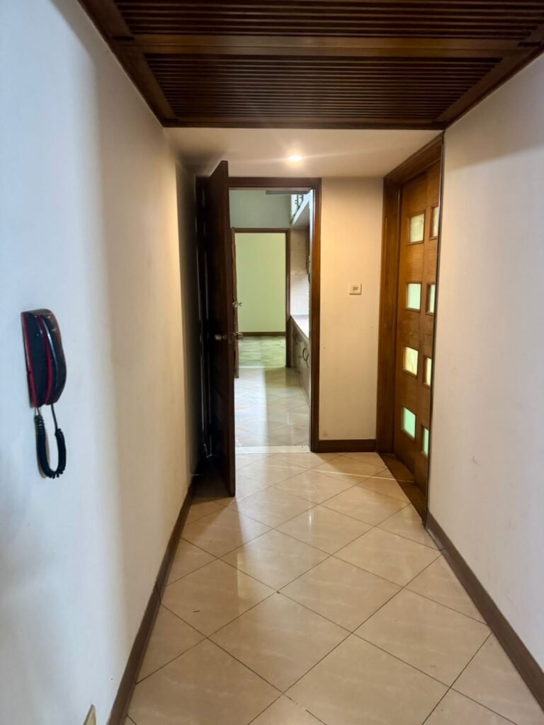 flat for sale in dhanmondi 1